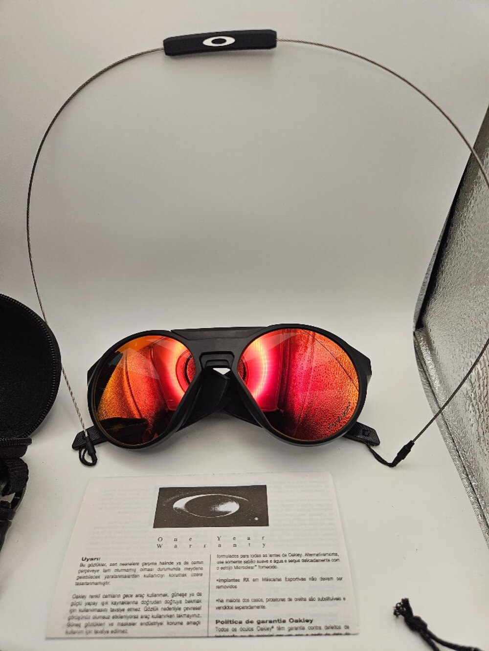 Oakley Clifden Sunglasses 009440 9441010 Alpine Mountaineering 54mm